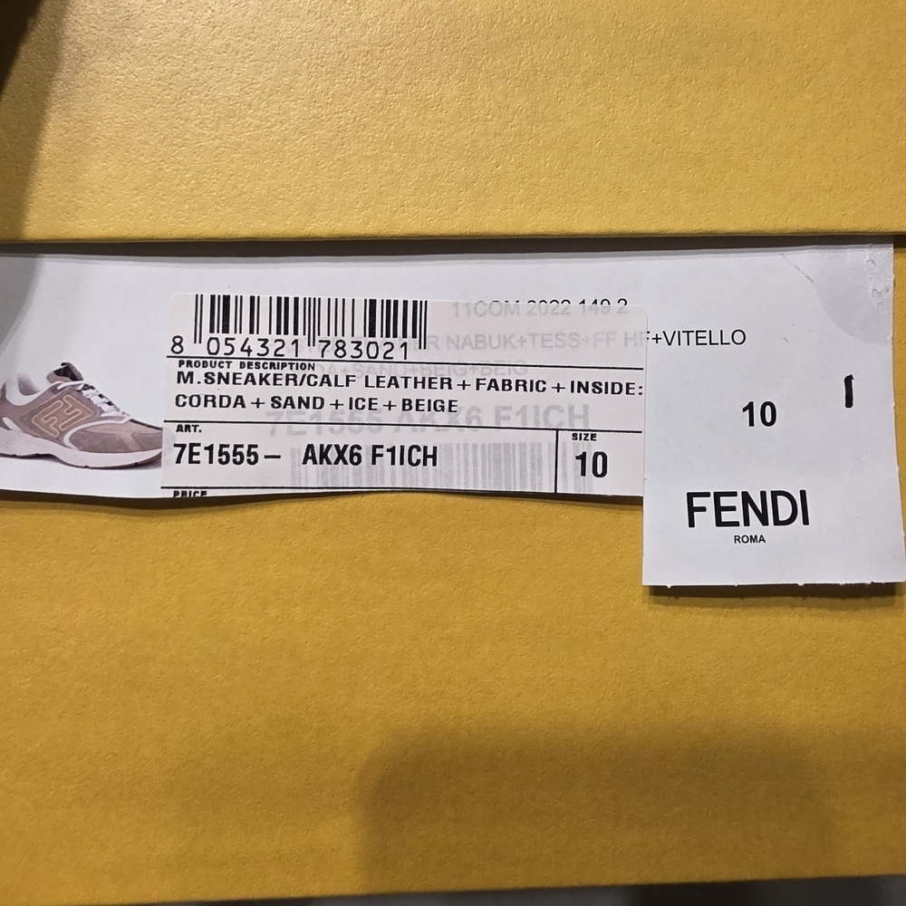 Fendi Men's Beige and White Sneakers - Picture 14 of 14
